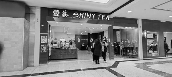 Shiny Tea at Aberdeen Square image 0